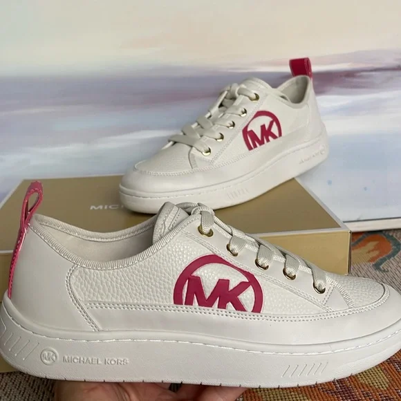 MICHAEL KORS SHEA LACE UP FAUX LEATHER
49R4SHFS1L
ELECTRIC PINK
Sneakers - Picture 15 of 16